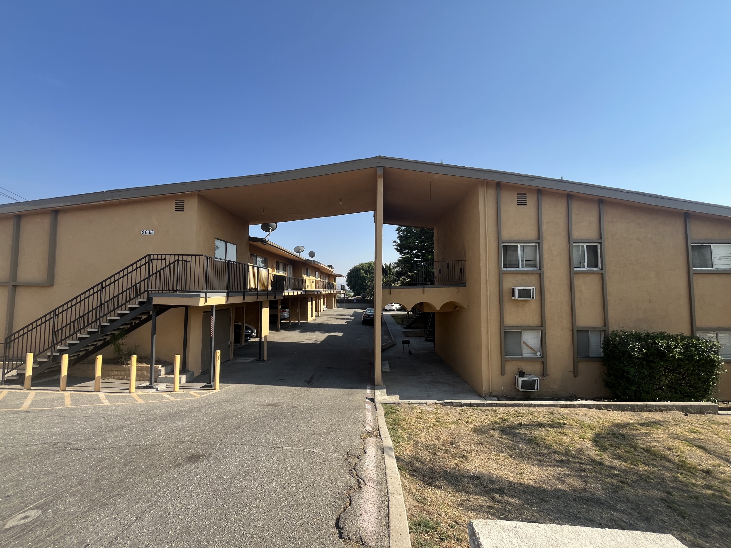 Property main image